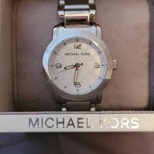 NIB Silver Michael Kors watch